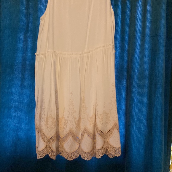 White and cream lace mini dress/tunic - Picture 5 of 6
